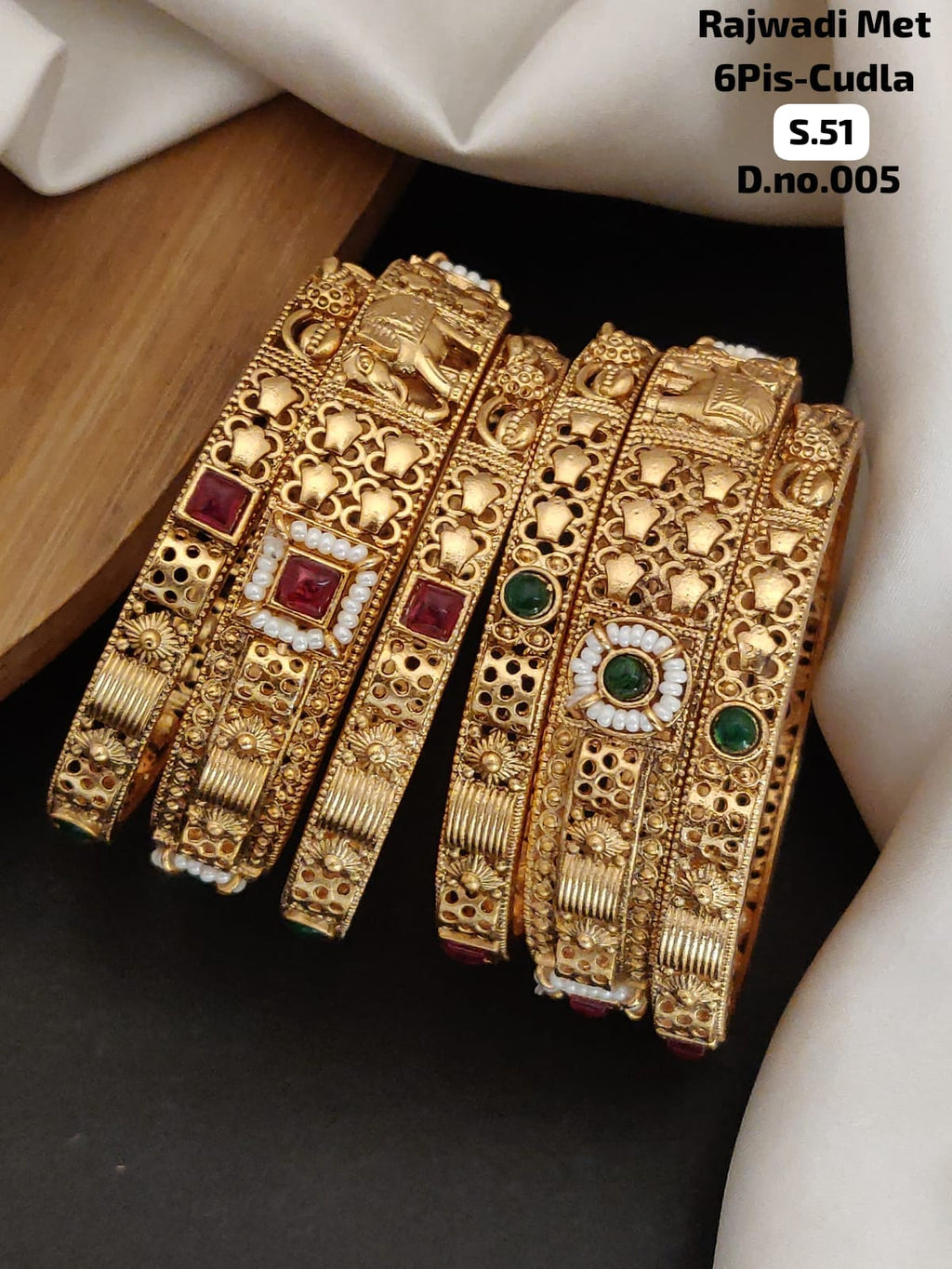 Gold Pleated Daily Wear Bangels  premium Quality